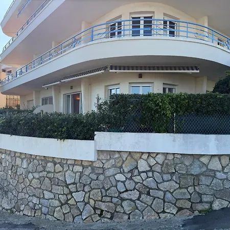 Large Luxury With Garden View Over The Ocean *