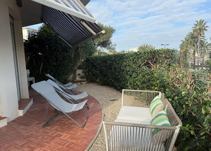 Large Luxury With Garden View Over The Ocean Appartamento *